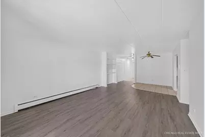 138 E Bailey Road #H, Naperville, IL 60565 - Photo 7
