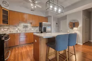 900 Lee St, Des Plaines, IL 60016 - Photo 5