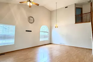 4447 W Lawn Ave, Waukegan, IL 60085 - Photo 3