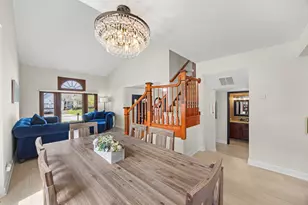 547 Newberry Dr, Elk Grove Village, IL 60007 - Photo 9