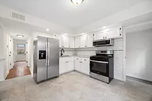 11600 S Kolmar Ave, Alsip, IL 60803 - Photo 7