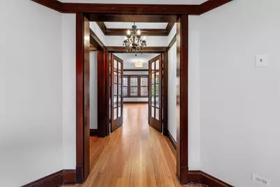 3802 N Hamilton Avenue #2S, Chicago, IL 60618 - Photo 3