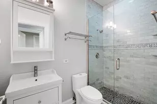 2641 N Marshfield Ave, Chicago, IL 60614 - Photo 29