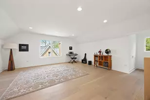 121 N Julian St, Naperville, IL 60540 - Photo 35