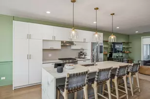 731 W 17th St, Chicago, IL 60616 - Photo 5