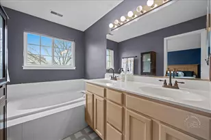 1346 Spencer Ln, Batavia, IL 60510 - Photo 9