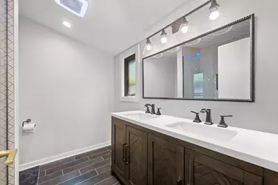 344 E Witchwood Lane, Lake Bluff, IL 60044 - Photo 57