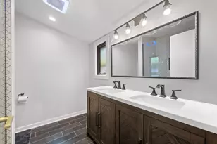 344 E Witchwood Ln, Lake Bluff, IL 60044 - Photo 57
