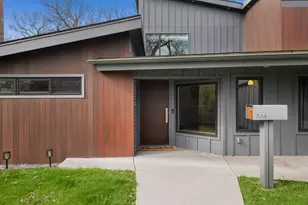 344 E Witchwood Ln, Lake Bluff, IL 60044 - Photo 5