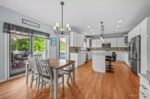 7104 Dove Way, Cary, IL 60013 - Photo 17