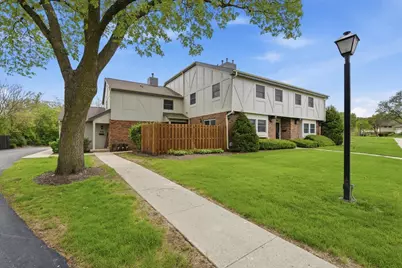 842 Bristol Drive #842, Barrington, IL 60010 - Photo 1