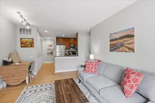 842 Bristol Dr, Barrington, IL 60010 - Photo 3