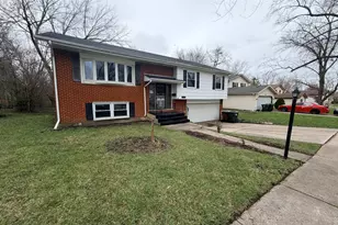 4656 176th Pl, Country Club Hills, IL 60478 - Photo 3