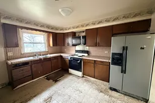 4656 176th Pl, Country Club Hills, IL 60478 - Photo 7