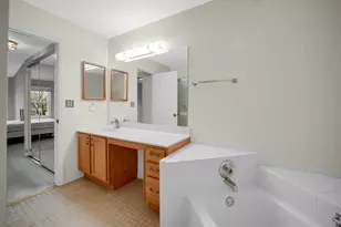 62 Winding Run Ln, Streamwood, IL 60107 - Photo 13