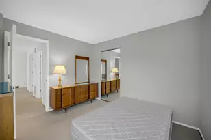 62 Winding Run Ln, Streamwood, IL 60107 - Photo 15