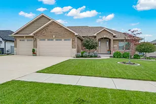 1995 Craftsman Ave, Bourbonnais, IL 60914 - Photo 1