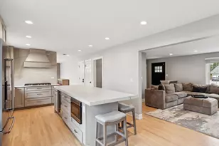 2870 Beckwith Ct, Northbrook, IL 60062 - Photo 7