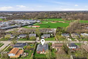 955 Summit Dr, Deerfield, IL 60015 - Photo 25