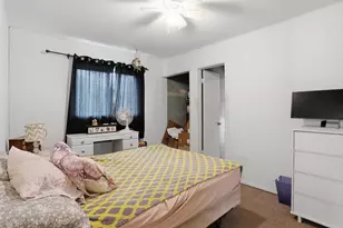 1000 N Bluebonnet Ln, Hoffman Estates, IL 60169 - Photo 15