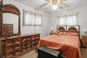 1000 N Bluebonnet Ln, Hoffman Estates, IL 60169 - Photo 17
