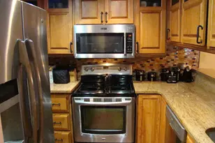 830 Elder Rd, Homewood, IL 60430 - Photo 11