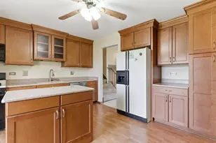 14044 Terry Dr, Orland Park, IL 60462 - Photo 9