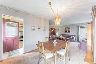 228 S Milton Ave S, Glen Ellyn, IL 60137 - Photo 7