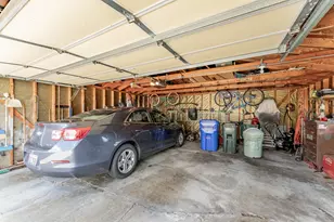 228 S Milton Ave S, Glen Ellyn, IL 60137 - Photo 17