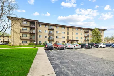 535 S Cleveland Avenue #406, Arlington Heights, IL 60005 - Photo 1