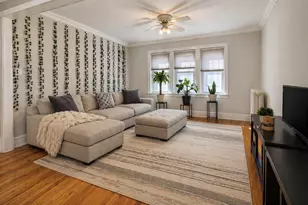 242 S Maple Ave, Oak Park, IL 60302 - Photo 5