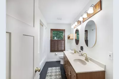 1055 Cardinal Court, Batavia, IL 60510 - Photo 9