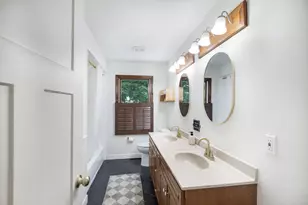 1055 Cardinal Ct, Batavia, IL 60510 - Photo 9