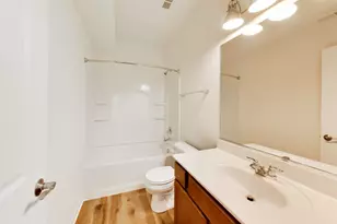 999 Celebration Drive, Aurora, IL 60504 - Photo 23