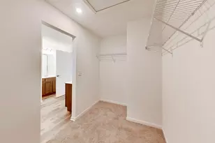 999 Celebration Drive, Aurora, IL 60504 - Photo 19