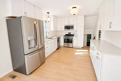 12748 S Elaine Drive, Plainfield, IL 60585 - Photo 9