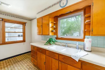 708 Market Street, Henry, IL 61537 - Photo 9