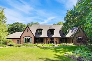 25291 N St Marys Rd, Libertyville, IL 60048 - Photo 1