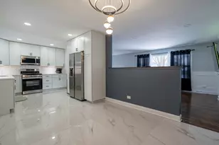 4624 177th St, Country Club Hills, IL 60478 - Photo 5