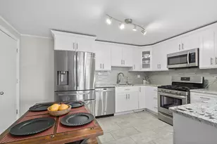 11101 S 84th Ave, Palos Hills, IL 60465 - Photo 7