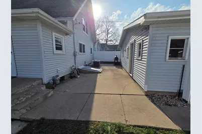 124 E 4th Street, Spring Valley, IL 61362 - Photo 17