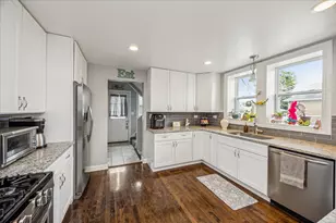 3647 Euclid Ave, Berwyn, IL 60402 - Photo 5
