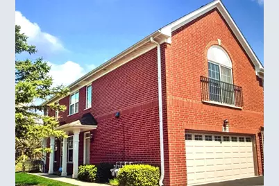 1002 Kensington Drive, Northbrook, IL 60062 - Photo 1