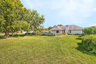 310 Fairway Dr, Essex, IL 60935 - Photo 29