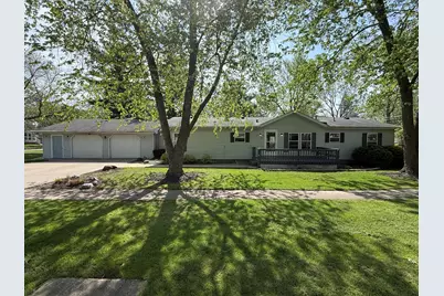 102 S Morgan Street, Odell, IL 60460 - Photo 1