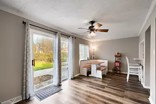 250 Beauteau St, Lake Zurich, IL 60047 - Photo 9