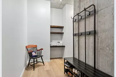 235 W Van Buren Street #1419, Chicago, IL 60607 - Photo 3