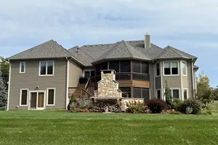 1854 W Forestview Dr, Sycamore, IL 60178 - Photo 35