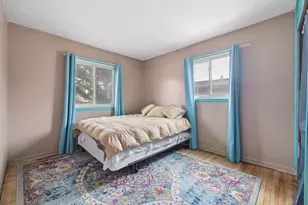 933 S Iowa Ave, Addison, IL 60101 - Photo 13