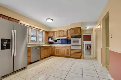 18751 Kings Road, Homewood, IL 60430 - Photo 13